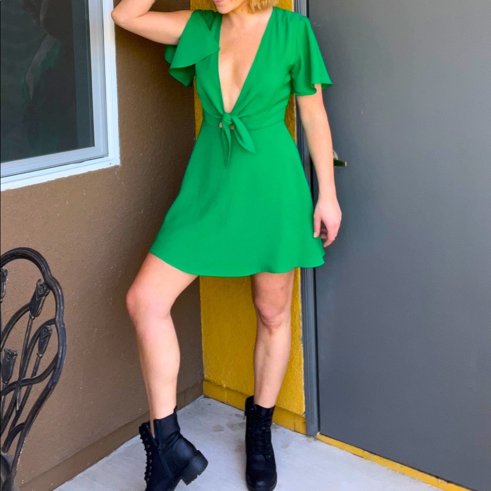 DO+BE Jewell Green Tie-Front Skater Dress